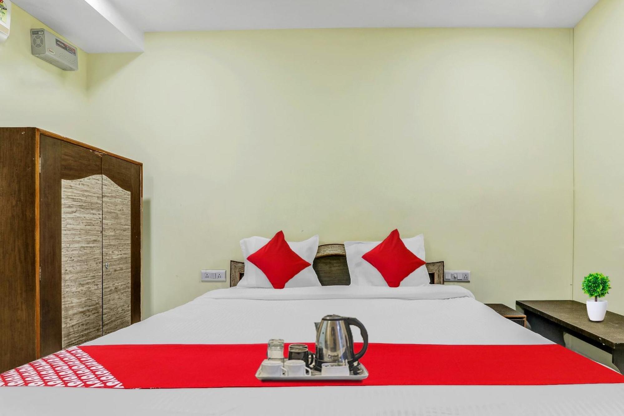 Hotel O Govind Guest House Gorakhpur Exterior foto